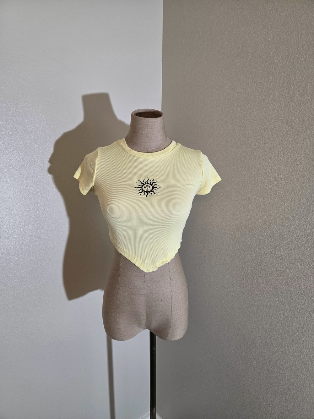 Streetwear Society Yellow Ribbed Cropped Tee with Black Sun Graphic XS